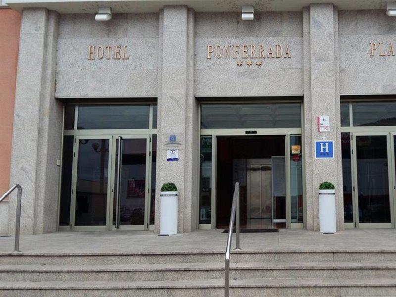 Hotel Ponferrada Plaza Exterior foto