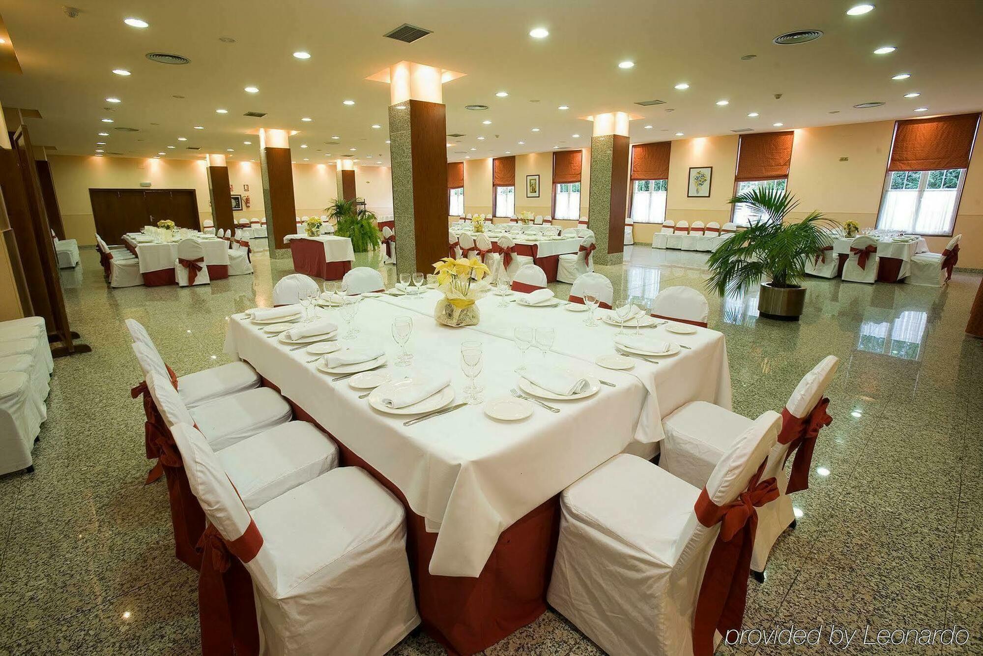 Hotel Ponferrada Plaza Restaurant foto